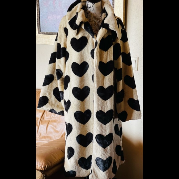 Marseille Pari Black Hearts Lux Driving Midi Coat In Honey, Spring Light - Picture 9 of 16